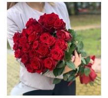 25 красных эквадорских роз
