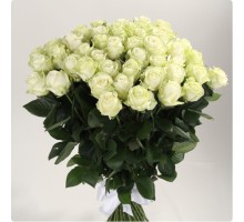 Букет из 51 белой розы (с лентой)