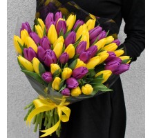 Букет из желтого и фиолетового тюльпана (101 или 51шт.)