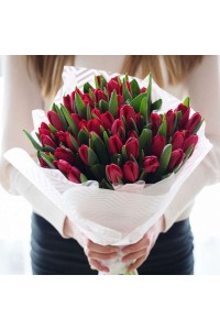 Букет из 35 красных тюльпанов "Счастливый"