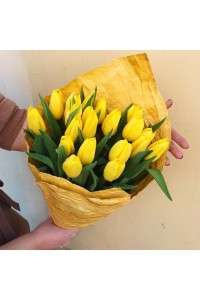 Букет из 19 желтых тюльпанов "Яркий"